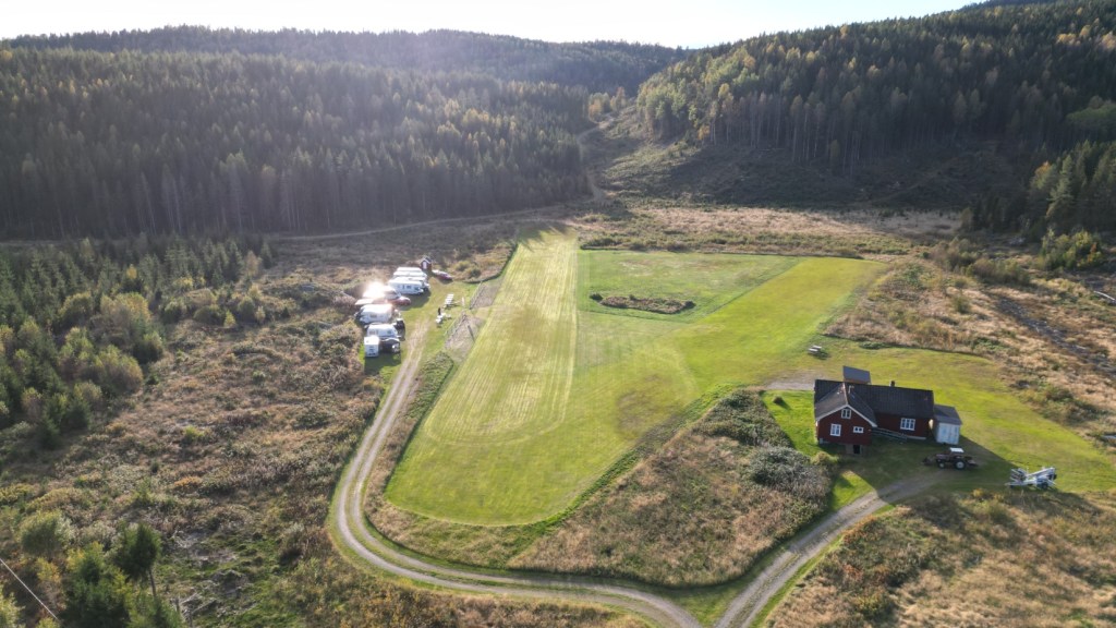 Høsttreff 27-29 september 2024: Flygning, Dugnad, Sosialisering og Kulinariske&nbsp;Opplevelser